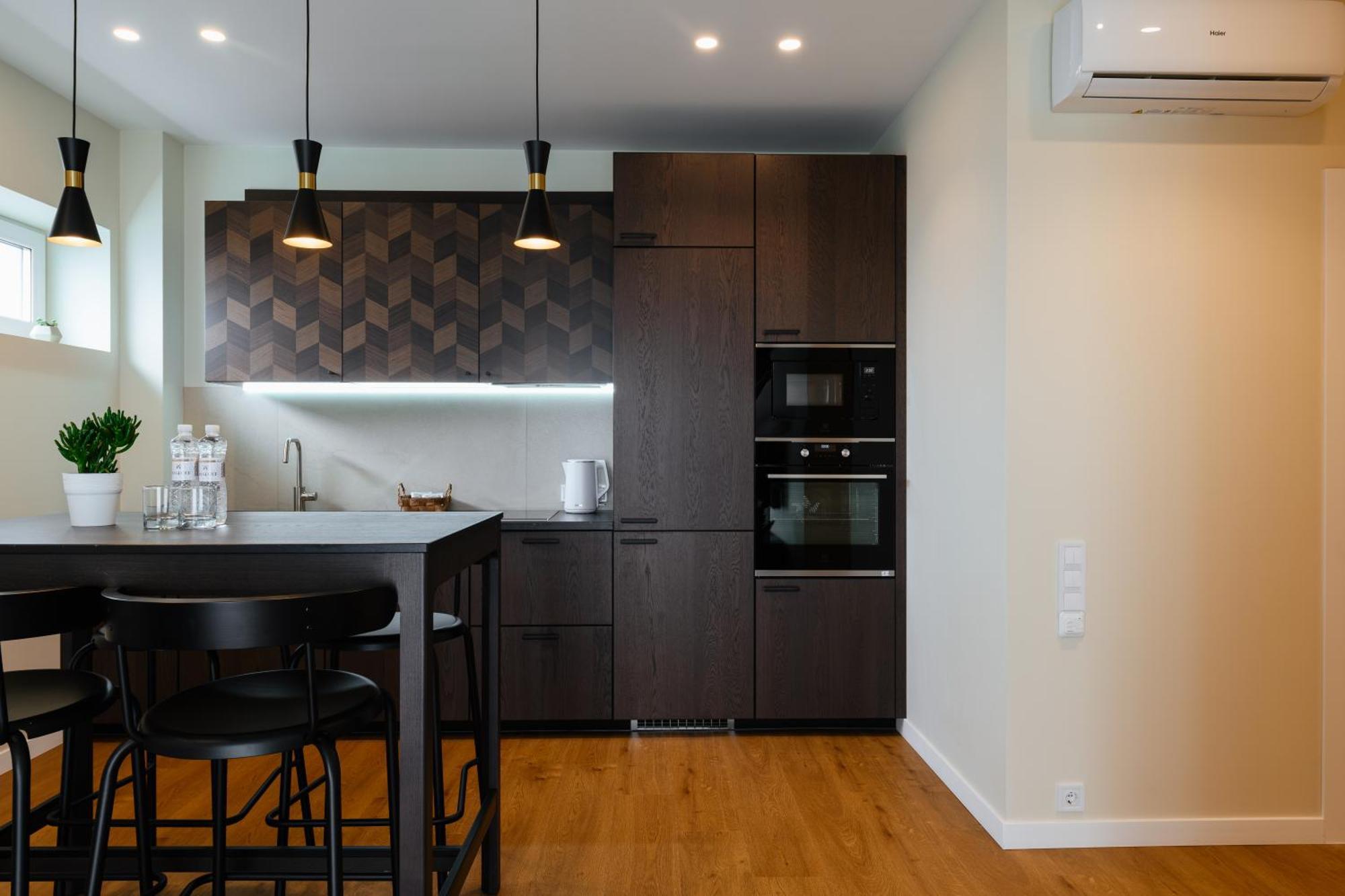 Мм Group Apartment Ungvár Kültér fotó